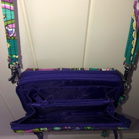 Vera Bradley Crossbody - Picture 5 of 6